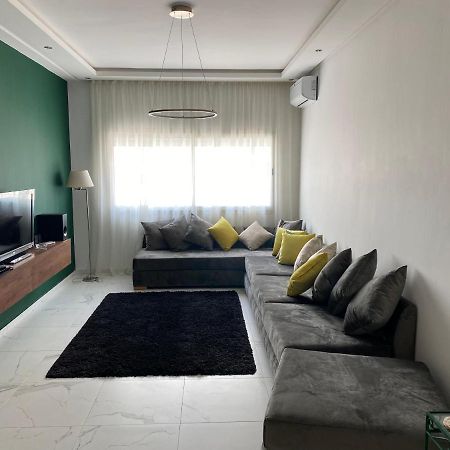 Lovely 4-Bedroom Condo With Pool Rabat Kültér fotó