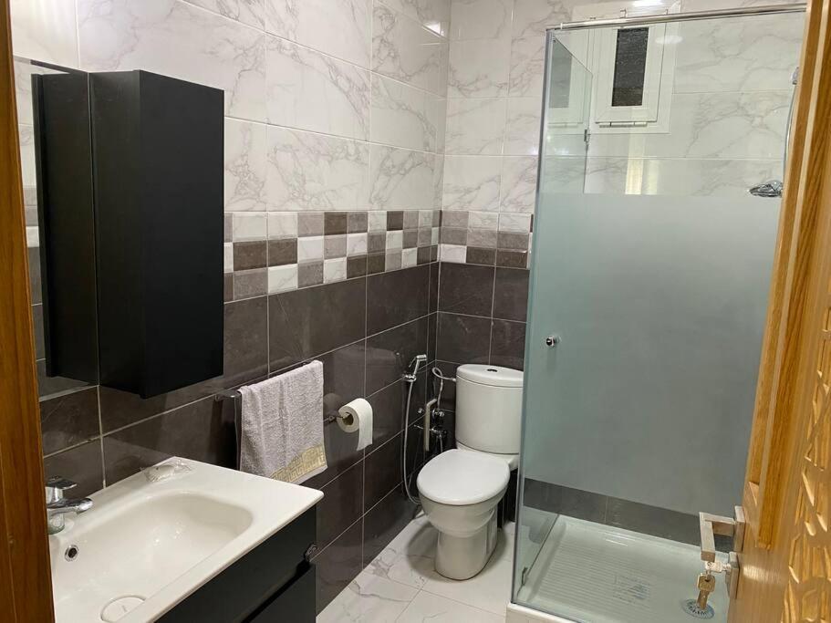Lovely 4-Bedroom Condo With Pool Rabat Kültér fotó