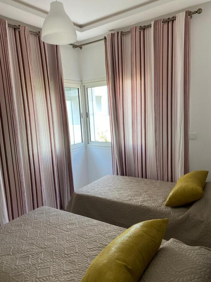 Lovely 4-Bedroom Condo With Pool Rabat Kültér fotó