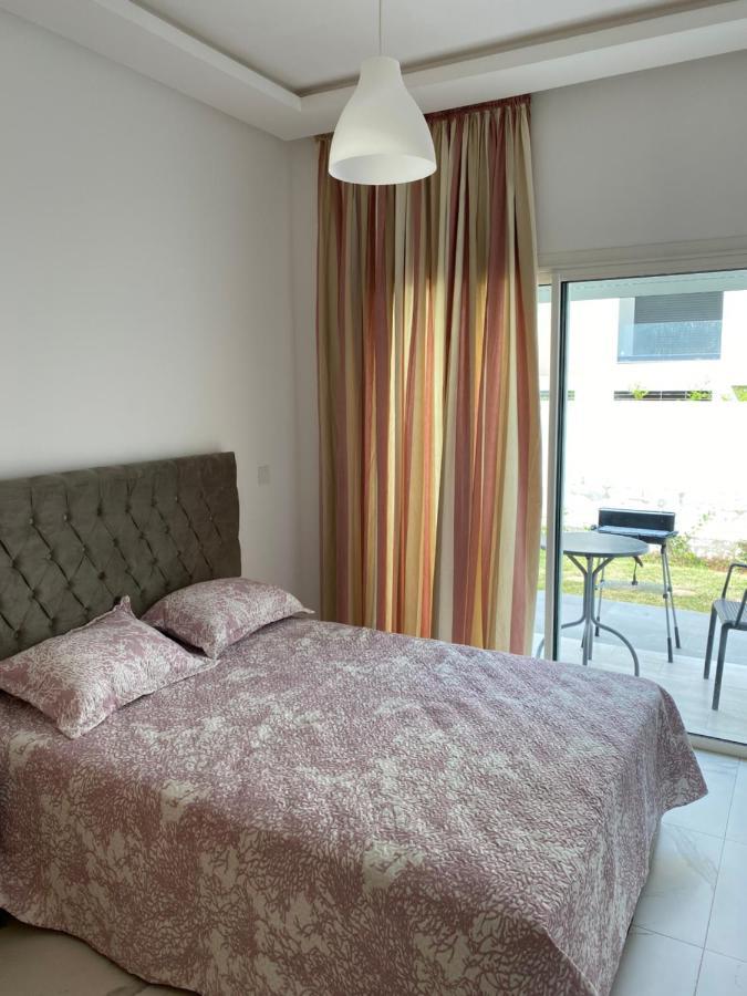 Lovely 4-Bedroom Condo With Pool Rabat Kültér fotó